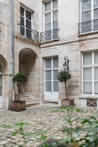 Adresse Prestigieuse: Appartement Luxueux Marais