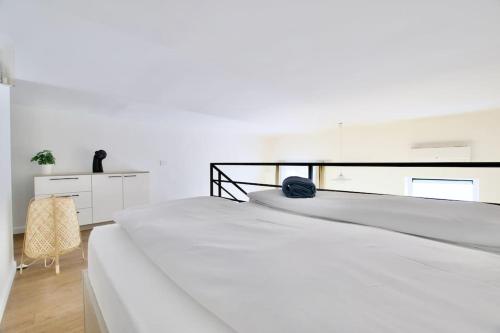 Premium Apartment by Hi5- Rökk Szilárd 1085 Budapest, 7 Rökk Szilárd utca kép - 3