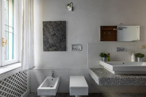 iFlat Classic And Contemporary Home
