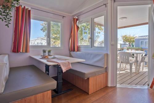 Gallery image of Camping Castell Mar in Empuriabrava