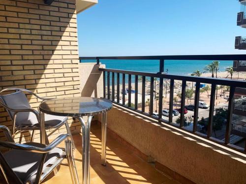 Apartamento en Primera línea con vistas al mar