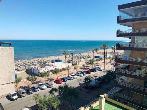 Apartamento en Primera línea con vistas al mar