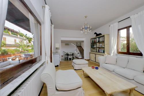 TreasureRome Spanish Steps Penthouse