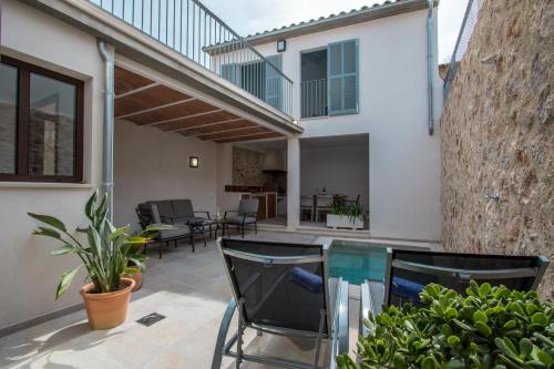 Historic Pollensa Townhouse Casa Bugera 3 Bedrooms Private Pool