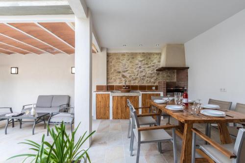 Historic Pollensa Townhouse Casa Bugera 3 Bedrooms Private Pool