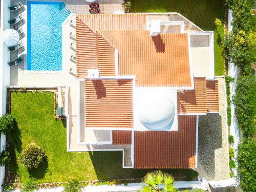 Villa Perola - Conforto e lazer com piscina aquecível e BBQ em Albufeira