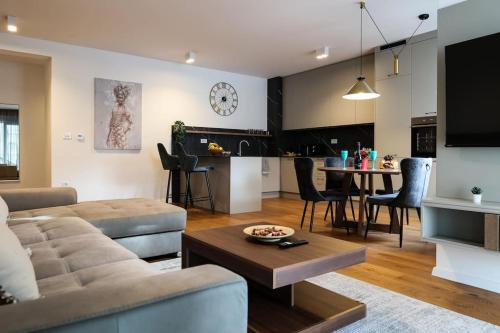 Luxury Vista Haven - APT1