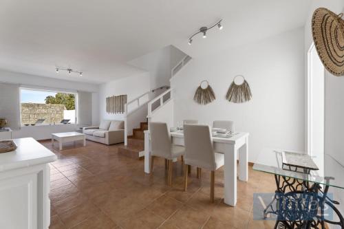 Villa Mundaka by Villitas