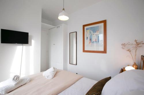 Heavenly & Cozy Parisian Flat - Place Voltaire