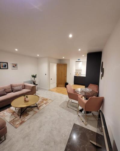 Luxury 1 Bed Flat In The Heart Of Rochester