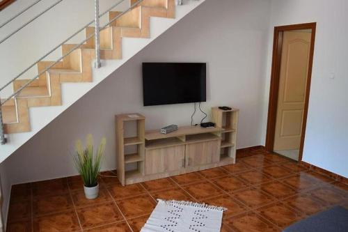 Green Garden Apartments