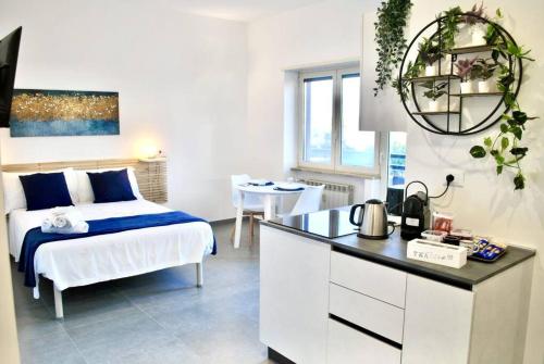 White Mary House for two people