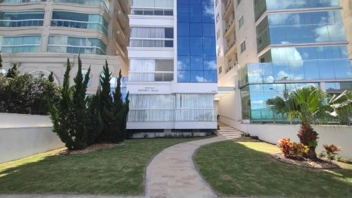 Κήπος έξω από το Apto Panorâmico Vista Mar em Itapema - SC