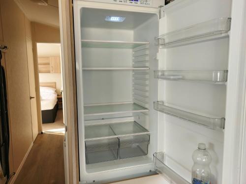 Gambar di galeri bagi 2 Brightholme Holiday Park 6 berth No pets di Brean
