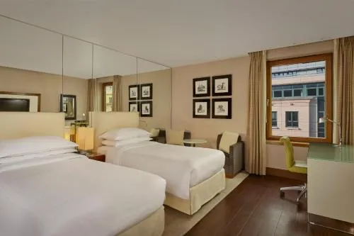 Sheraton Grand Hotel & Spa photo 9