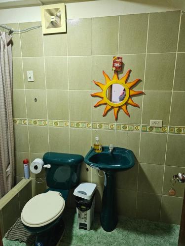 Koupelna v ubytování Hermosa Casa Amoblada de dos pisos, incluye cabaña km. 10.5 Vía Portoviejo Crucita Comuna Sosote