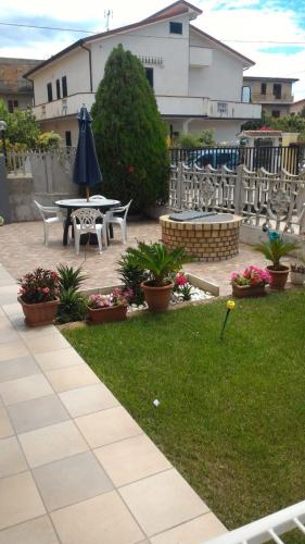 Κήπος έξω από το Casa vacanza Sibari