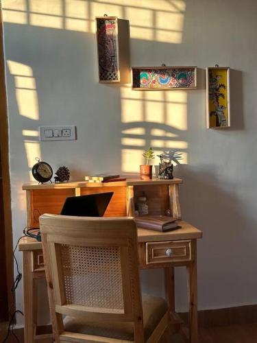 パランプールにあるAikyam Niwas - 1BHK Apartmentのギャラリーの写真