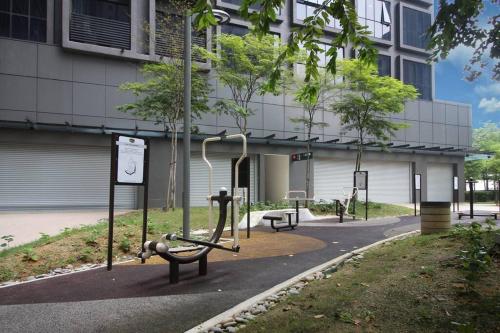 Κήπος έξω από το D 2 Rooms PJ Near SunwayPyramid 100MbpsWifi 中文房东
