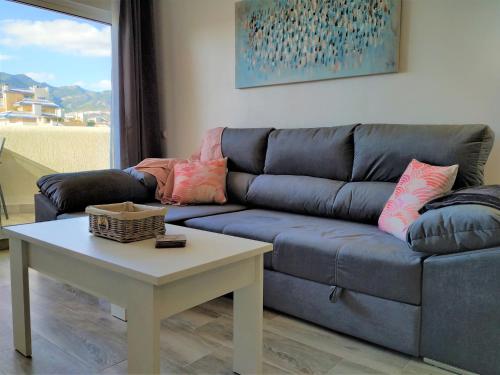 Deluxe Apartment in BenalBeach with Beach Views