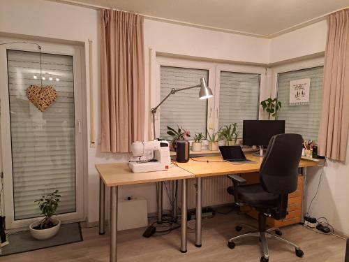 Fotografie z fotogalerie ubytování Schöne helle Wohnung nähe Parkanlage v destinaci Kenzingen