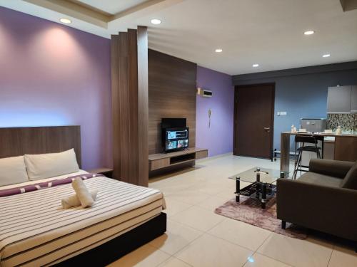 Regalia Comfort Suites KLCC SkyPool
