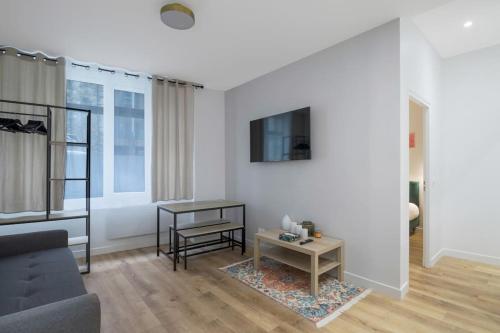 02.Appart 4pers#1 Bedroom#Pigalle#Opéra#Paris 9