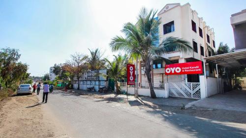 Gallery image of OYO Hotel Kandil in Jogeshwāri