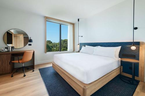 Katil atau katil-katil dalam bilik di Hilton Garden Inn Busselton