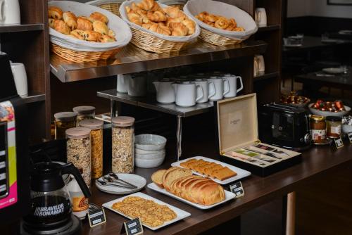 Jídlo v hotelu nebo okolí