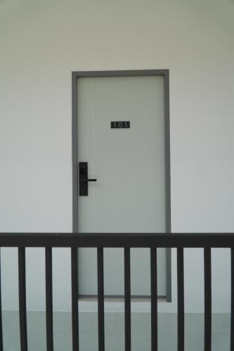 Φωτογραφία από το άλμπουμ του เมตตา เรสซิเด้นซ์ - Metta Residence σε Ban Dam Phra