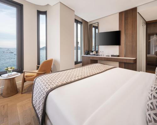 Μια τηλεόραση ή/και κέντρο ψυχαγωγίας στο Dream Inn Karaköy Bosphorus