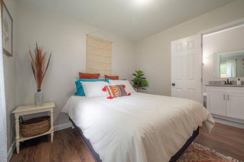 Fotografie z fotogalerie ubytování BOHO Suite! Near Downtown and Foodie Hotspots v destinaci Tampa