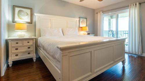 Katil atau katil-katil dalam bilik di Bridgeport Condo 204