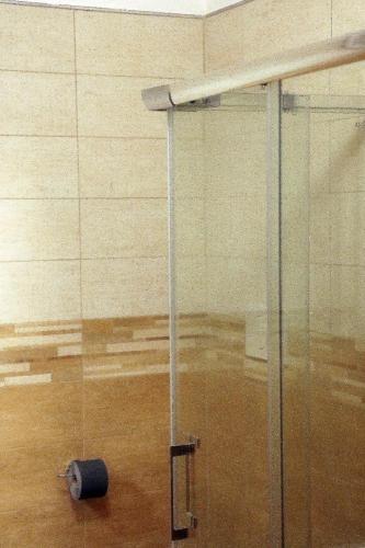Un baño de LadimoradiLu'