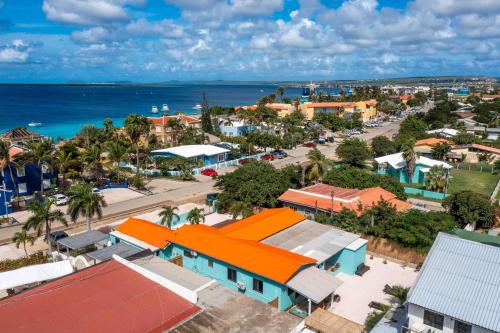 Letecký snímek ubytování Playa Feliz Apartments Bonaire