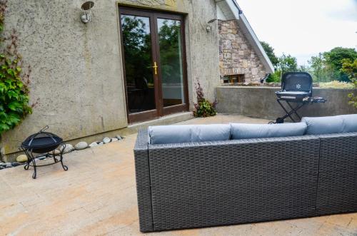 Posezení v ubytování The Mountain Lodge Slievenamon spacious 4 bedroom house