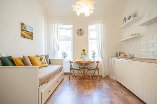 Nice room with double bed in zizkov - shared bathroom