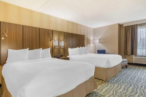 Best Western Plus New Englander in Cambridge