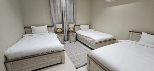 الشقق الفاخرة Modern Apartments of 3 Bedrooms 5 minutes to Haram
