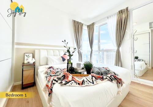 Giường trong phòng chung tại The Shore l 3BR l 6-11pax l 23A07 l Direct Access to Mall l JonkerSt l Melaka River View l City Centre by Jay Stay Management