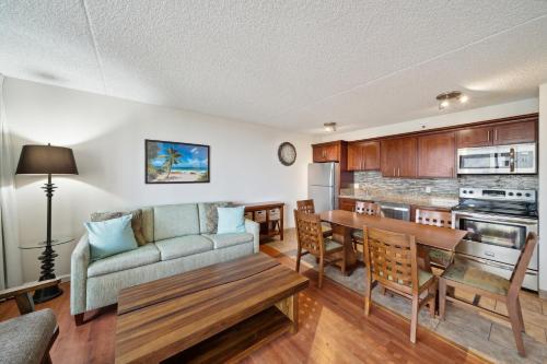 Deluxe 21st Floor Corner Condo with Diamond Head Views condo_2