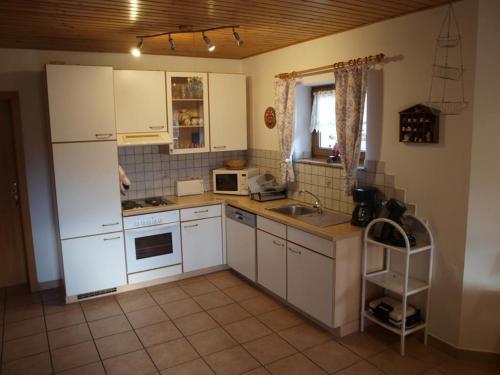 A kitchen or kitchenette at Haus Schober