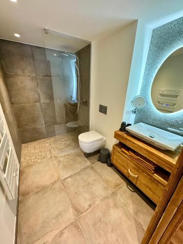 Photo de la galerie de l'établissement Appartement au pieds des pistes, à Auron