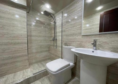 Ванная комната в Days Hotel