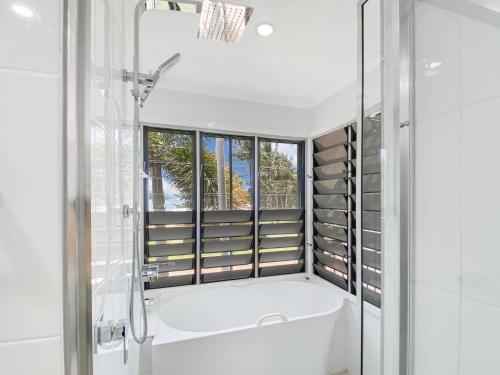 Ένα μπάνιο στο Magnetic Docks Townhouse 8
