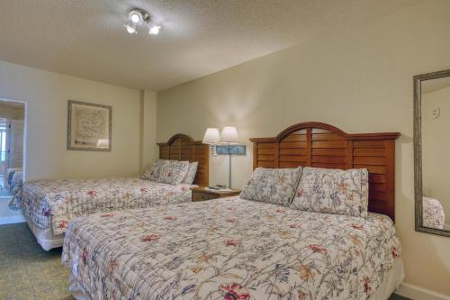 Posteľ alebo postele v izbe v ubytovaní 2501 S Ocean Blvd, 1005 - Ocean Front Sleeps 6