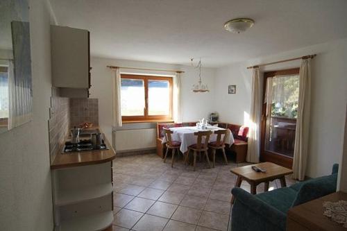Η κουζίνα ή μικρή κουζίνα στο Planhof Apartments