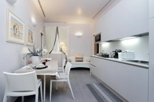 Residenza Romana Zucchelli