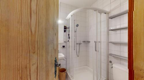 Koupelna v ubytování Abitaziun Residence 10A - St Moritz
